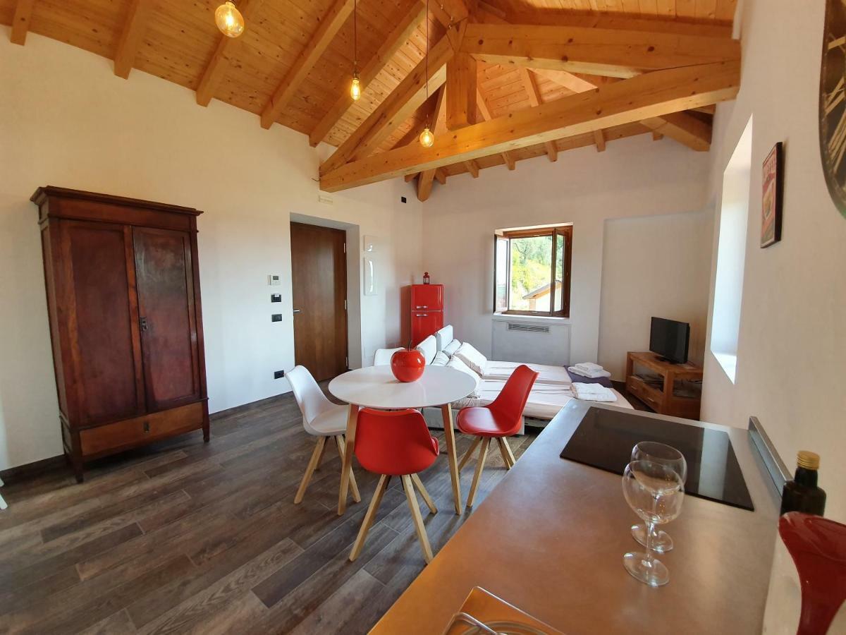 Agriturismo Podere Nigriano Salo Exterior photo