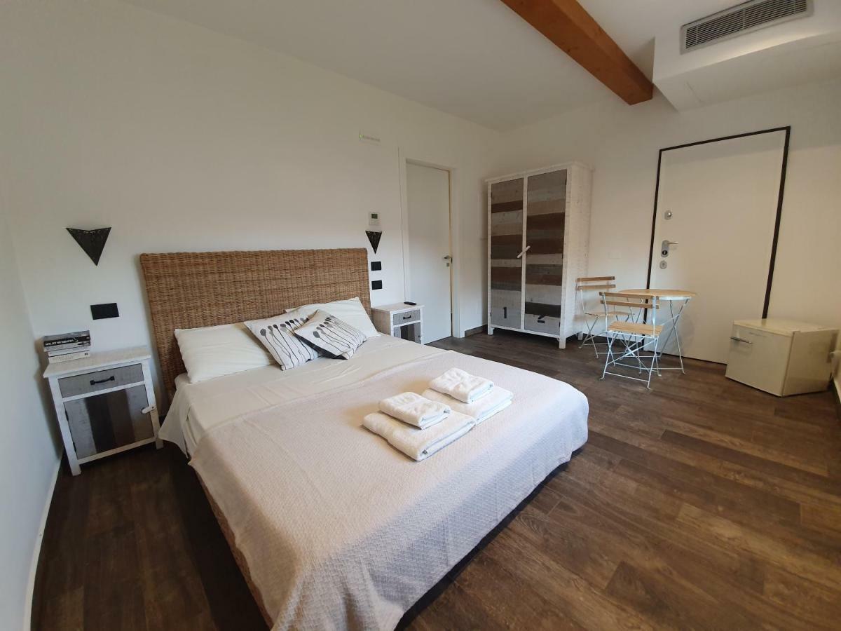 Agriturismo Podere Nigriano Salo Exterior photo